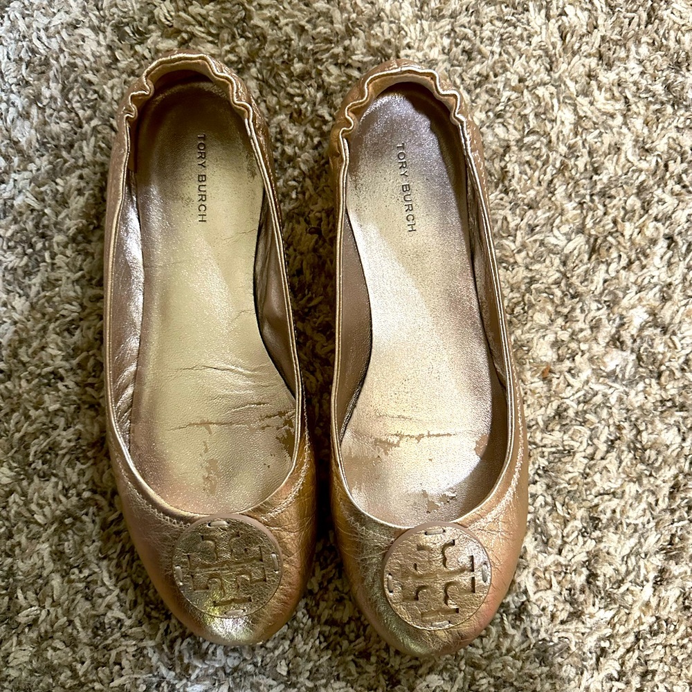 Tory burch rise gold ballet flat size 8